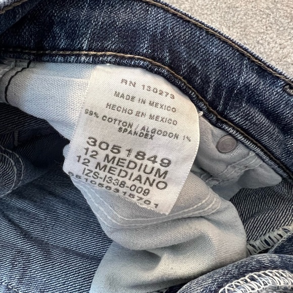 Lee Relaxed Straight Leg Jeans - Picture 6 of 9